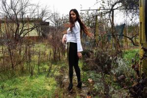 Nina – Monday
